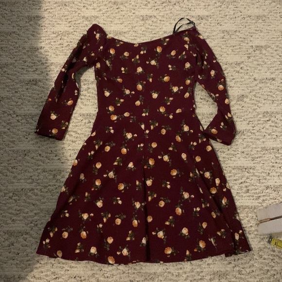 Maroon floral dress - Picture 4 of 4